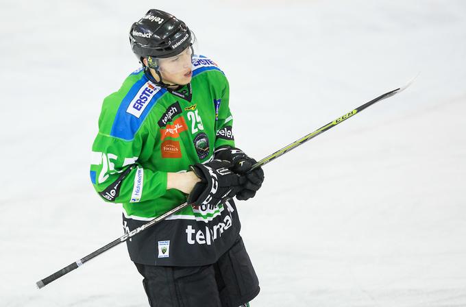 Sebastijan Hadžič je zadnji, ki je zapustil Olimpijo. Vrnil se je na Jesenice, kjer se je njegova hokejska zgodba začela. | Foto: Vid Ponikvar