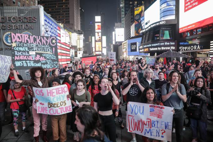 Protesti proti imenovanju Kavanaugha za vrhovnega sodnika so se odvijali po več krajih po ZDA. | Foto: Reuters