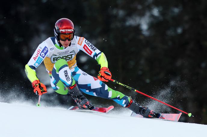 Alta Badia Žan Kranjec | Žan Kranjec prve vožnje ni odpeljal, kot zna, a je vseeno med najboljšimi. | Foto Reuters