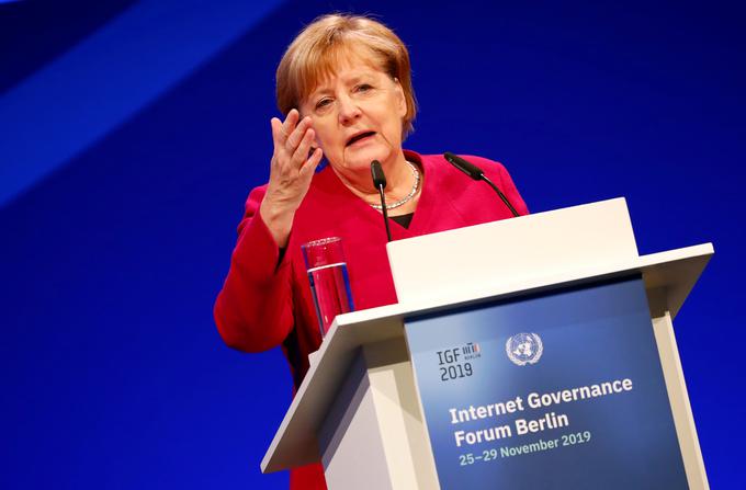 Nemška kanclerka Angela Merkel se bo danes popoldne z ministrskimi predsedniki 16 nemških zveznih dežel posvetovala o nadaljnjem rahljanju ukrepov zaradi epidemije novega koronavirusa. | Foto: Reuters