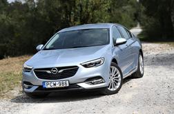 Test: opel insignia, ki je kot limuzina zlahka tudi družinsko uporabna in moderna #foto