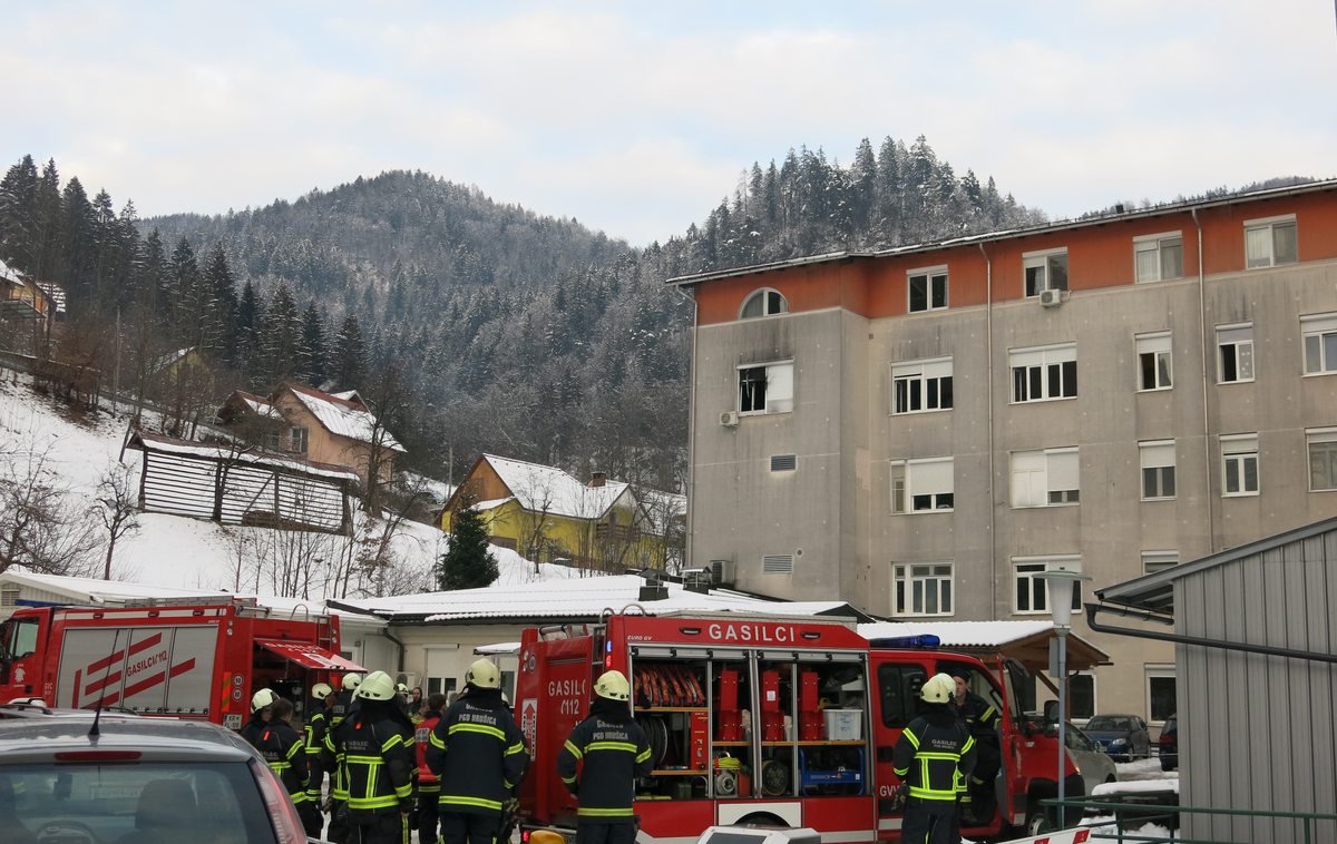 požar Jesenice, bolnišnica | Foto STA