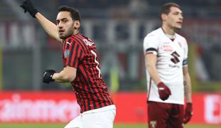 Calhanoglu novi soigralec Handanovića