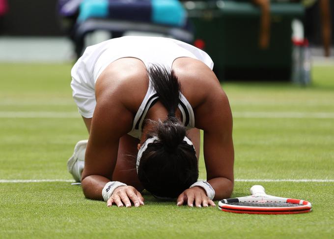 Heather Watson se je prvič v karieri zavihtela med 16 najboljših na grand slam turnirju in navdušila občinstvo v Londonu. | Foto: Reuters