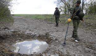 V eksploziji mine na vzhodu Ukrajine umrli otroci