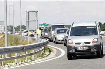 Promet bo povečan, a daljših zastojev danes ni pričakovati