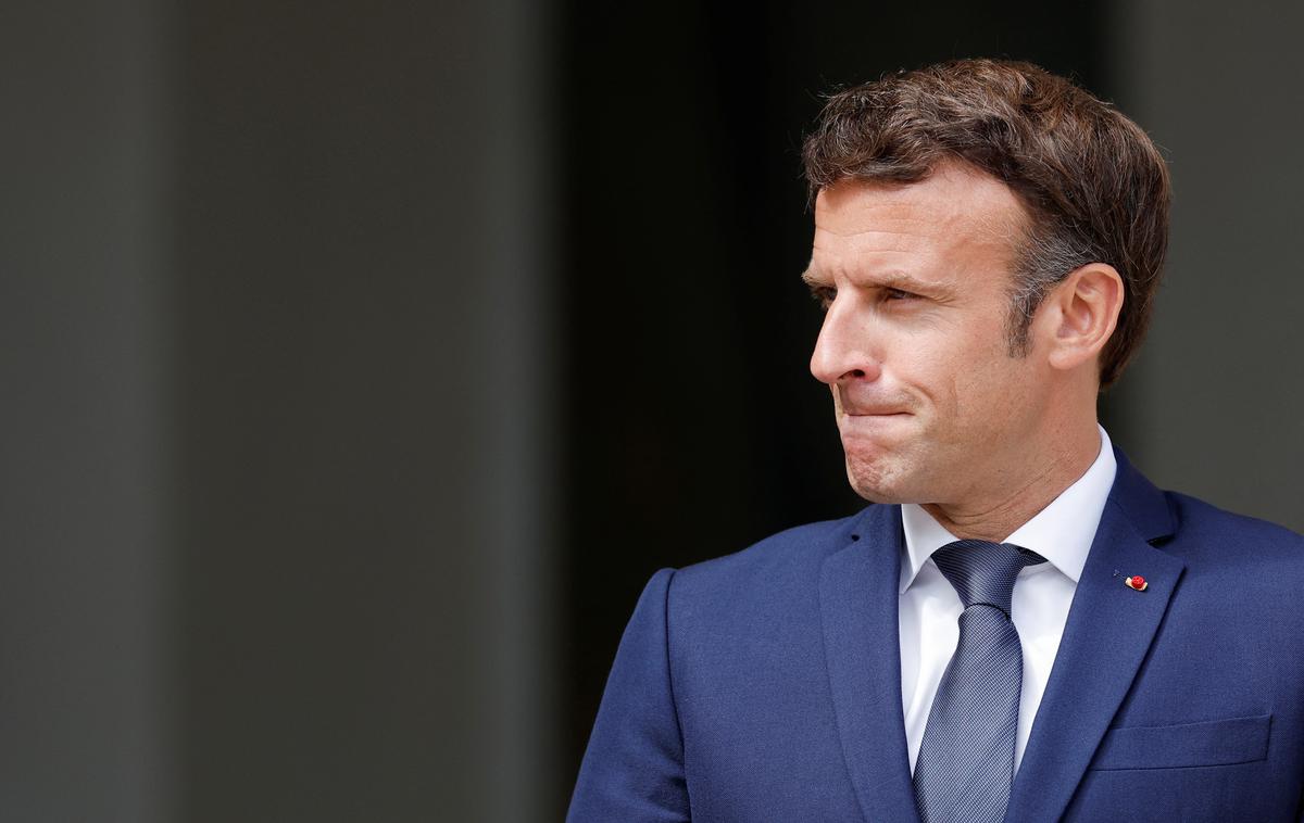 Emmanuel Macron | "Že nekaj let živimo konec tega, kar bi lahko imenovali izobilje. Konec neomejenih količin denarja, izdelkov, tehnologij, ki so nam ves čas na razpolago," je dejal Macron in opozoril, da bo treba, če želimo obvarovati zdajšnji sistem, ki temelji na svobodi, tudi kaj žrtvovati. | Foto Reuters