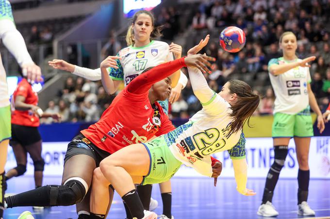 SP v rokometu: Slovenija - Angola | Foto: IHF/Kolektiff