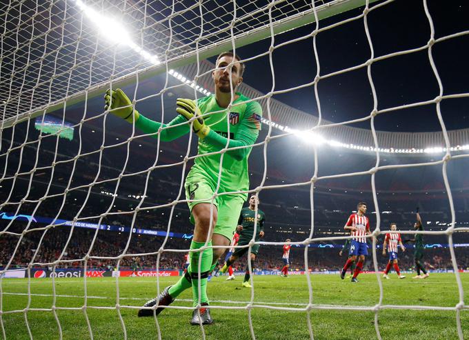 Jan Oblak nadaljuje nenavaden niz z Girono, proti kateri je še vedno remiziral z vsaj enim prejetim zadetkom. | Foto: Reuters