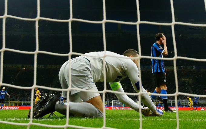 Samir Handanović je z Interjem tudi v svoji drugi sezoni v ligi prvakov obstal v skupinskem delu. | Foto: Reuters