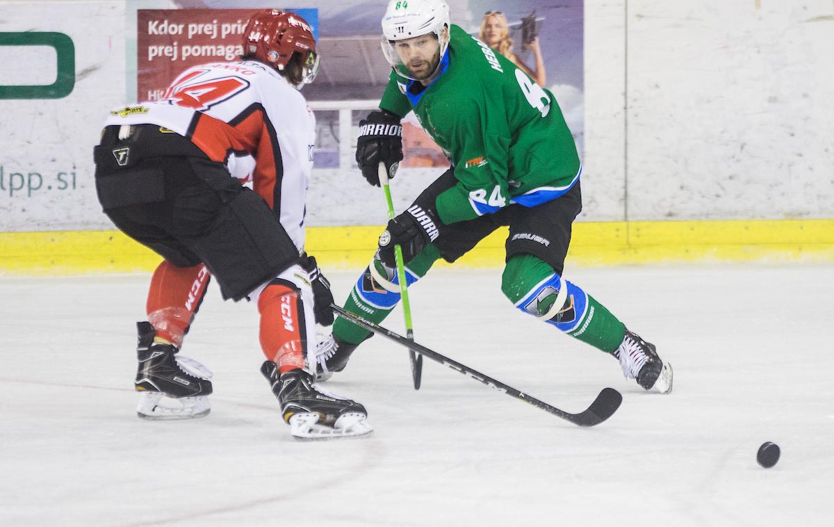 Olimpija Jesenice derbi hokej Alpska liga | Foto Vid Ponikvar