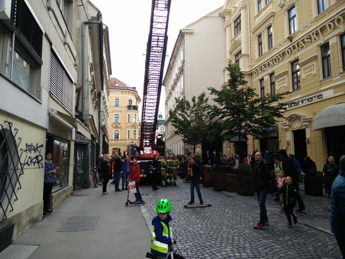 Gasilska akcija v središču Ljubljane | Foto: Vid Libnik