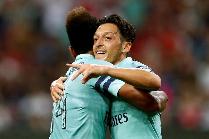 Mesut Özil | Mesut Özil ostaja pri Arsenalu. | Foto Reuters