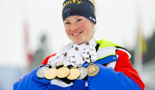 Na Marie Dorin Habert se lepijo medalje