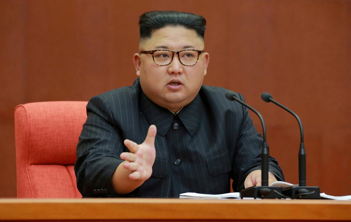 Kim Džong Un | V Južni Koreji so se pojavile govorice, da se Kim Džong Un v javnosti ne pojavlja zaradi strahu pred novim koronavirusom. | Foto Reuters