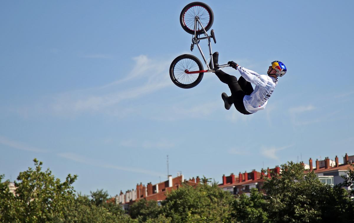 Jaka Remec Madrid | Slovenski BMX-kolesar Jaka Remec je v Madridu osvojil deseto mesto in s tem točke Mednarodne kolesarske zveze, ki so pomembne za uvrstitev na olimpijske igre v Parizu leta 2024. | Foto Jan Porič / Porson Media