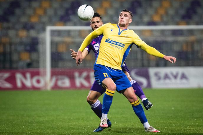 Nardin Mulahusejnović | Maribor je v Ljudskem vrtu po preobratu ugnal Koper. | Foto Blaž Weindorfer/Sportida