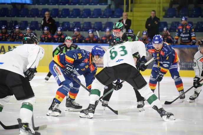 Asiago : HK Olimpija | Olimpija je tesno zmagala na gostovanju pri Asiagu. | Foto Serena Fantini / Asiago Hockey