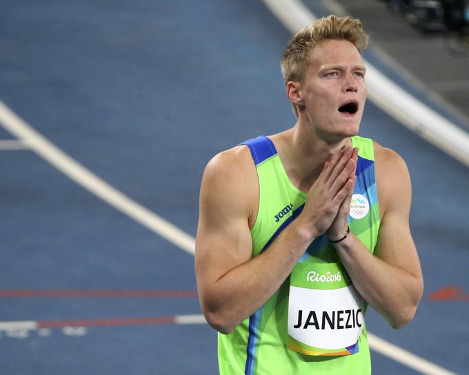 Luka Janežič je presenetljivo lahko prišel v polfinale. | Foto: Reuters