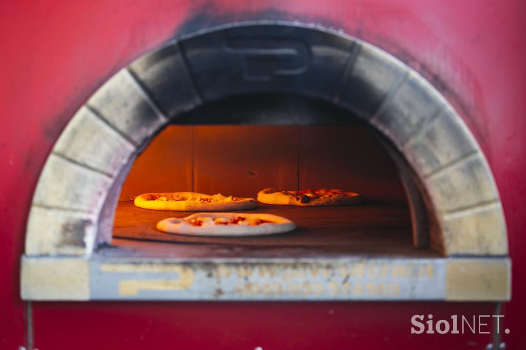 Pizzerija Trappa, Luka Nagode in Urška Dvoraček