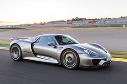 Najdražji novi avtomobil za Slovenca: porsche 918 spyder za tri četrt milijona