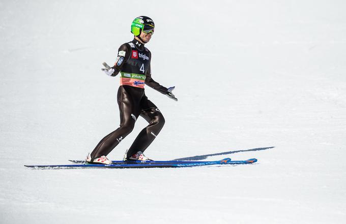 V tej sezoni ga nismo videli na skakalnici, ker je imel težave z ramo, februarja je šel tudi na operacijo. | Foto: Vid Ponikvar