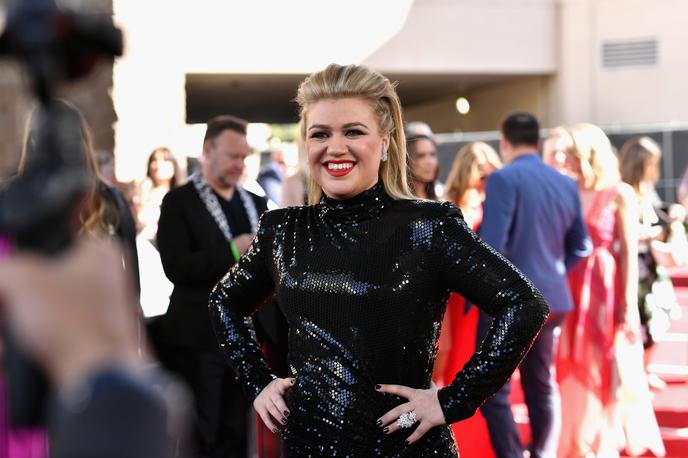 Kelly Clarkson | Kelly Clarkson se ob ločitvi spopada še s tožbo svojega menedžmenta. | Foto Getty Images