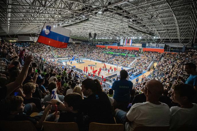 Slovenija Hrvaška Košarka | Slovenska košarkarska reprezentanca je v Celju pred okrog pet tisoč gledalci premagala Hrvaško. | Foto Blaž Weindorfer/Sportida