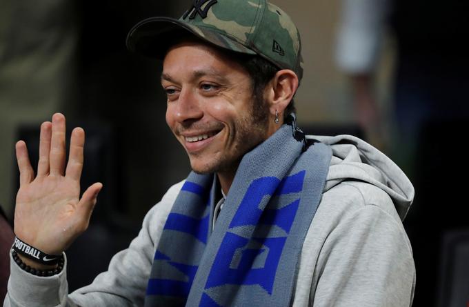 Šestkratni svetovni prvak v MotoGP Valentino Rossi kot velik navijač Interja ni zamudil spektakla proti Barceloni. | Foto: Reuters