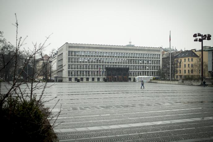 državni zbor parlament | V stavbi, kjer danes deluje slovenski parlament, je od 19. februarja leta 1959 sprva zasedala Skupščina Socialistične republike Slovenije. | Foto Ana Kovač