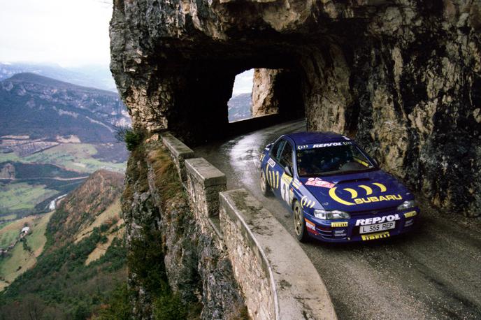 Reli Monte Carlo | Ozke ceste, poledenel asfalt in spremenljivo vreme so zaščitni znak relija Monte Carlo. Poteka od leta 1911, konec tedna bo na sporedu že 89-tič. Na fotografiji Carlos Sainz (subaru impreza); Španec je eden izmed le dvanajstih voznikov, ki so uspeli ponoviti zmago na najbolj nepredvidljivem reliju leta. | Foto Reuters