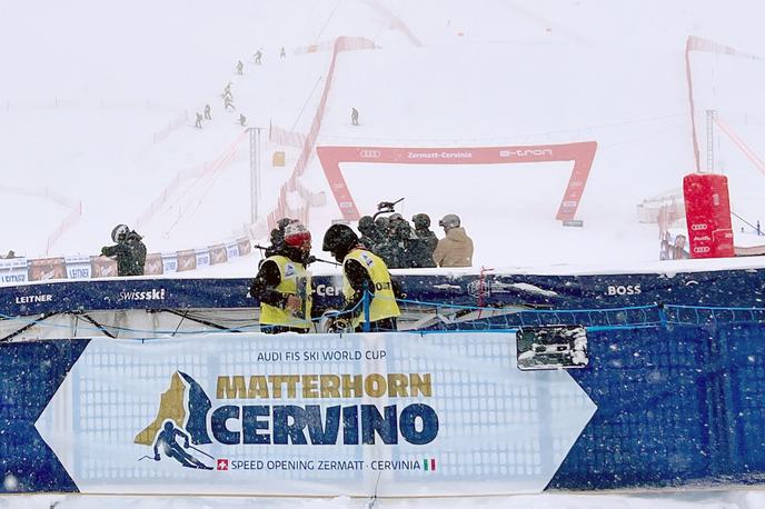 Zermatt-Cervinia | Se bo vreme danes le usmililo prirediteljev prvega moškega smuka sezone? | Foto Guliverimage