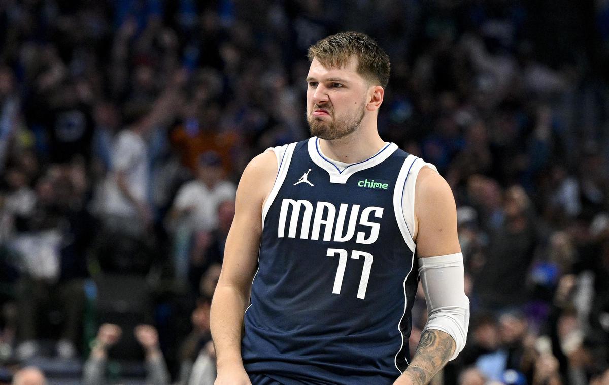 Luka Dončić | Luka Dončić je še na peti zaporedni tekmi dosegel trojni dvojček z vsaj 30 doseženimi točkami. | Foto Reuters