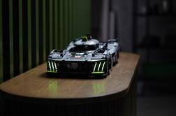 LEGO® Technic™ PEUGEOT 9X8 24H Le Mans