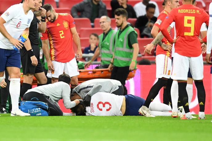 Luke Shaw | Luke Shaw je na zelenici kultnega Wembleyja obležal v 47. minuti. | Foto Getty Images