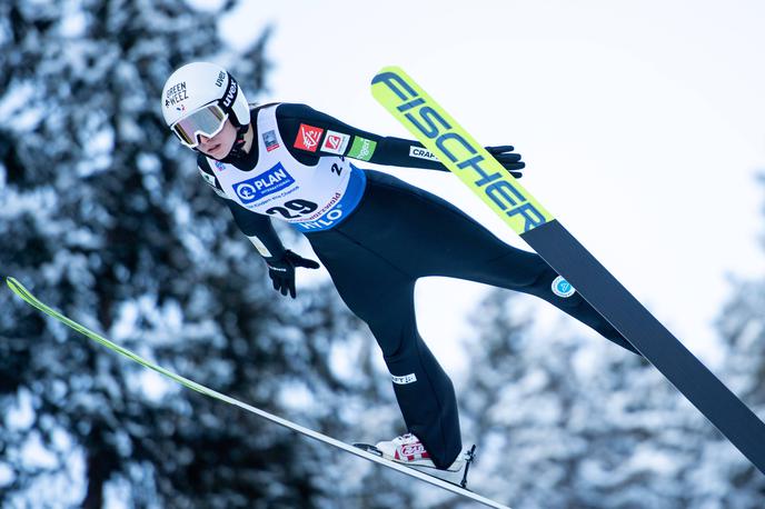 Josephine Pagnier | Josephin Pagnier se veseli premierne zmage v svetovnem pokalu. | Foto Guliverimage