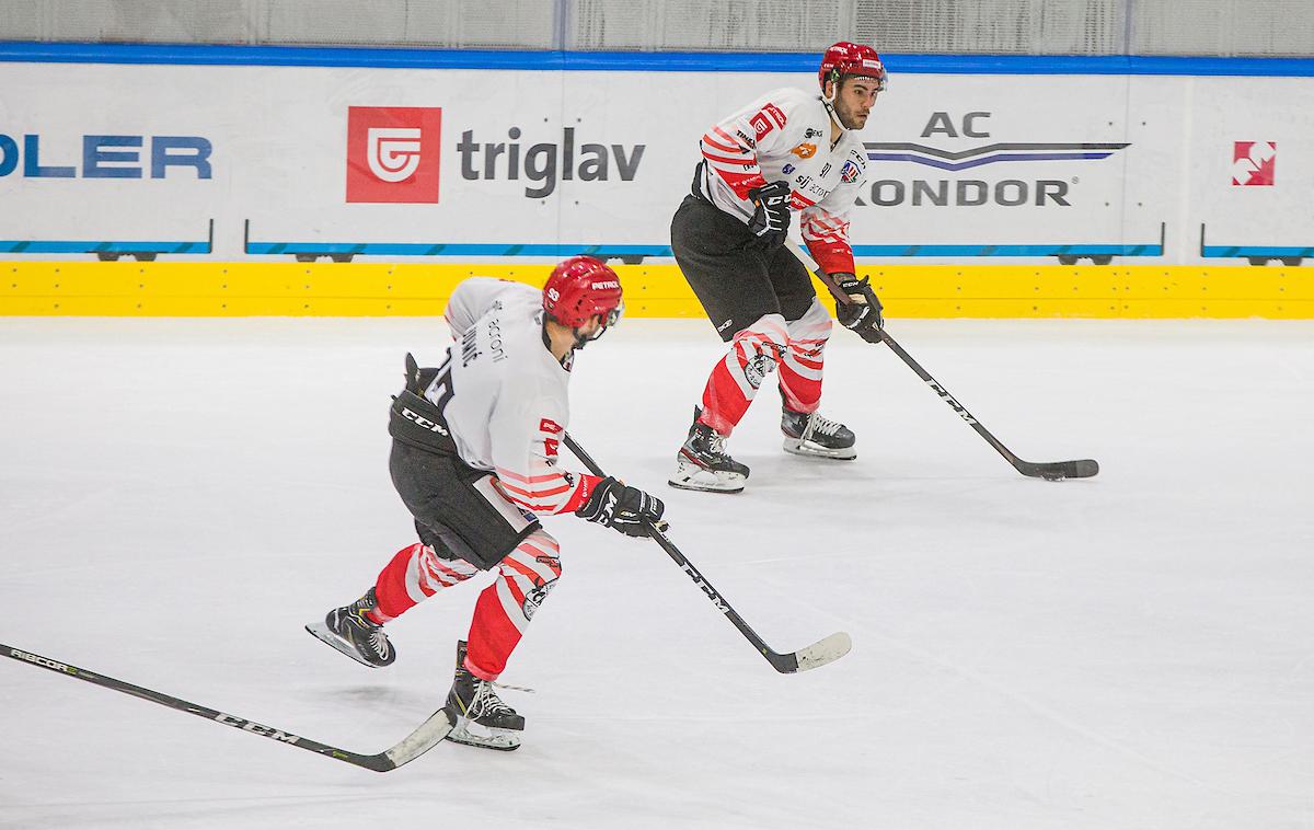 Bled Jesenice Hokej | Jeseničani so v Mariboru vknjižili visoko zmago.  | Foto Urban Meglič/Sportida