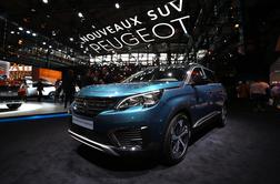 Prvi vtisi: Peugeot 5008 – prvič v avtomobilu, v katerem je Peugeot spremenil vse #video