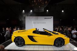 McLaren MP4-12C tudi brez strehe ostaja čistokrvni športnik