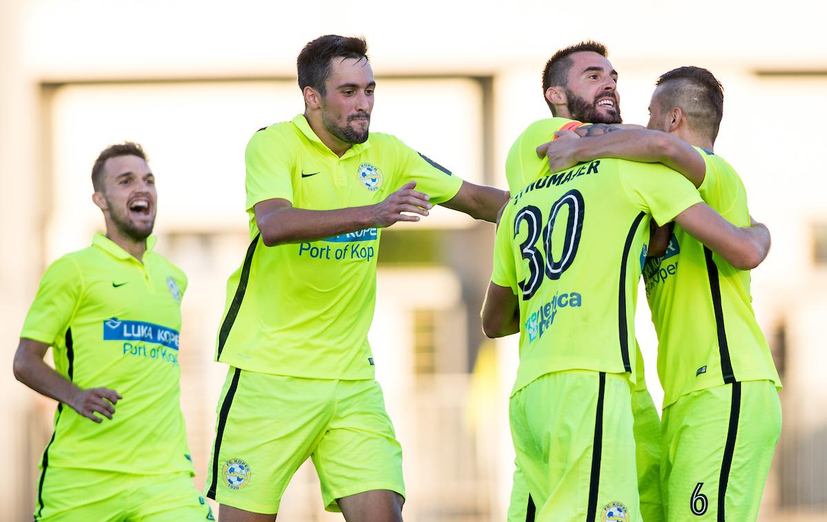 FC Koper | Koprčani so osvojili jesenski naslov. Pred najbližjim zaledovalcem Gorico imajo dve točki prednosti. | Foto Matic Klanšek Velej/Sportida