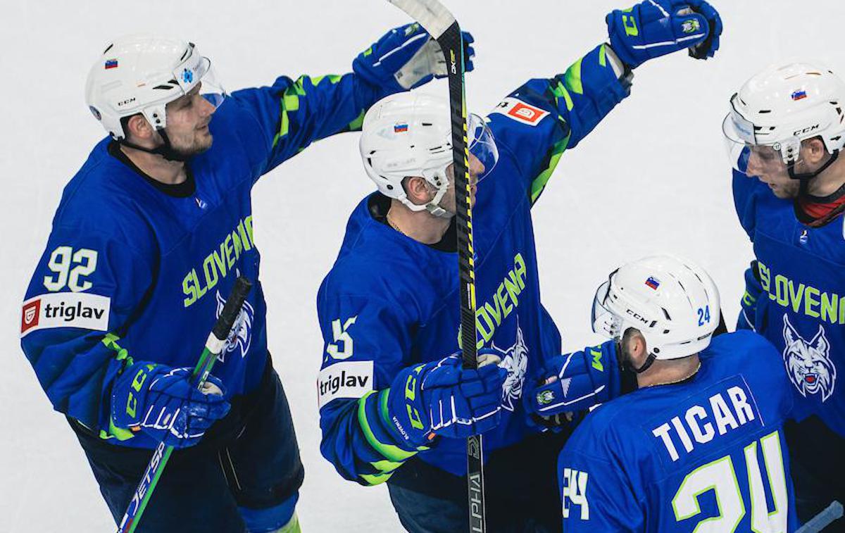 Slovenija Južna Koreja Hokej | Slovenci so na turnirju v Bolzanu premagali vse nasprotnike, za konec še Madžare, in zasedli prvo mesto. | Foto Grega Valančič/Sportida