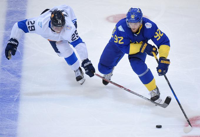 "V glavah smo imeli le en cilj, a ga nismo uresničili," je prehitro slovo od svetovnega pokala mrkega obraza komentiral Gabriel Landeskog. | Foto: Reuters