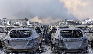 Silovita eksplozija na Kitajskem uničila dva tisoč volkswagnov in tisoč renaultov