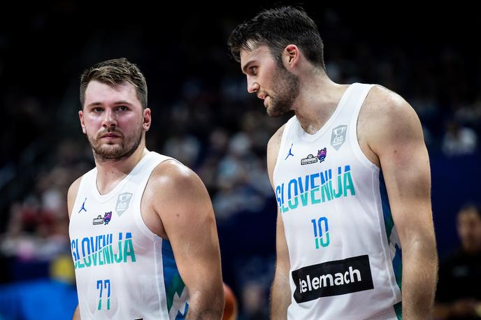 Slovenija : Belgija, slovenska košarkarska reprezentanca, EuroBasket 2022 Luka Dončić Mike Tobey | Mike Tobey iz tekme v tekmo stopnjuje pripravljenost. | Foto Vid Ponikvar/Sportida