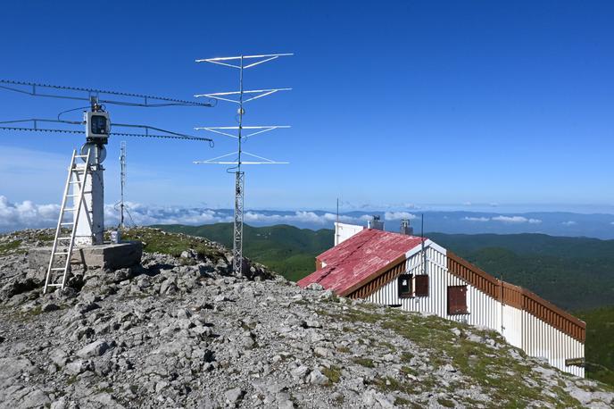 Snežnik | Veliki Snežnik in Koča Draga Karolina | Foto Matej Podgoršek