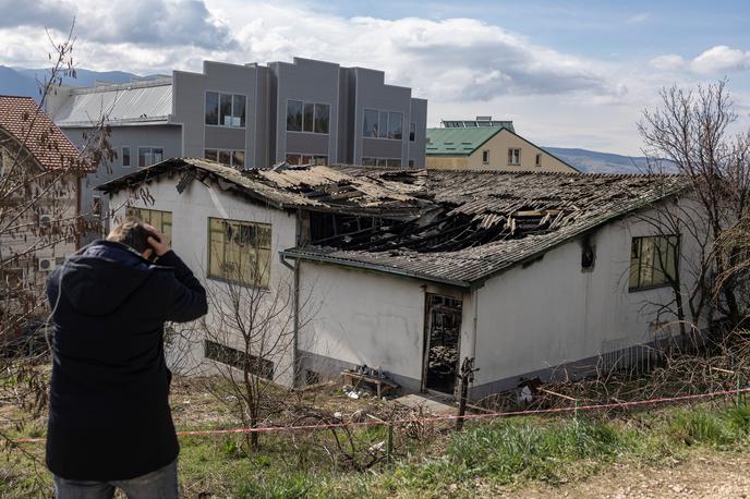 Kočani, diskoteka Pulse, Severna Makedonija | V Severni Makedoniji od ponedeljka velja sedemdnevno žalovanje. Enodnevno žalovanje pa danes velja v Srbiji, BiH in Bolgariji. V Črni gori je veljalo v ponedeljek. | Foto Reuters