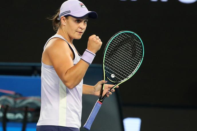 Ashleigh Barty | Avstralka Ashleigh Barty po osvojenem turnirju v Miamiju ostaja na vrhu. | Foto Guliverimage