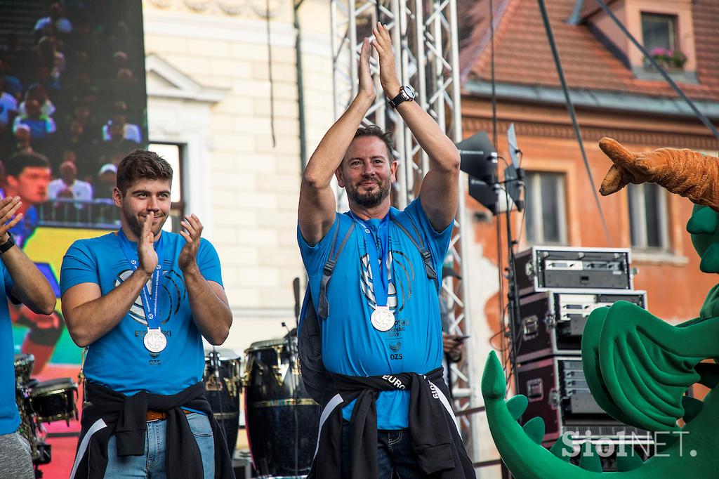 Slovenija odbojka sprejem