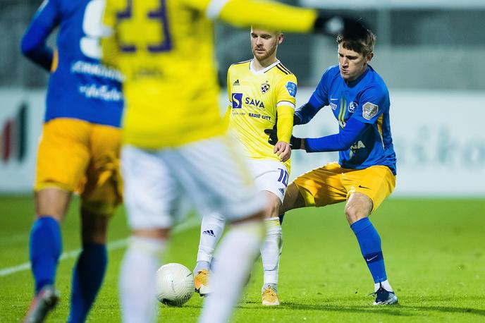 NK Celje : NK Maribor, prva liga, Rudi Požeg Vancaš | Maribor je klonil na gostovanju pri Celju. | Foto Grega Valančič/Sportida