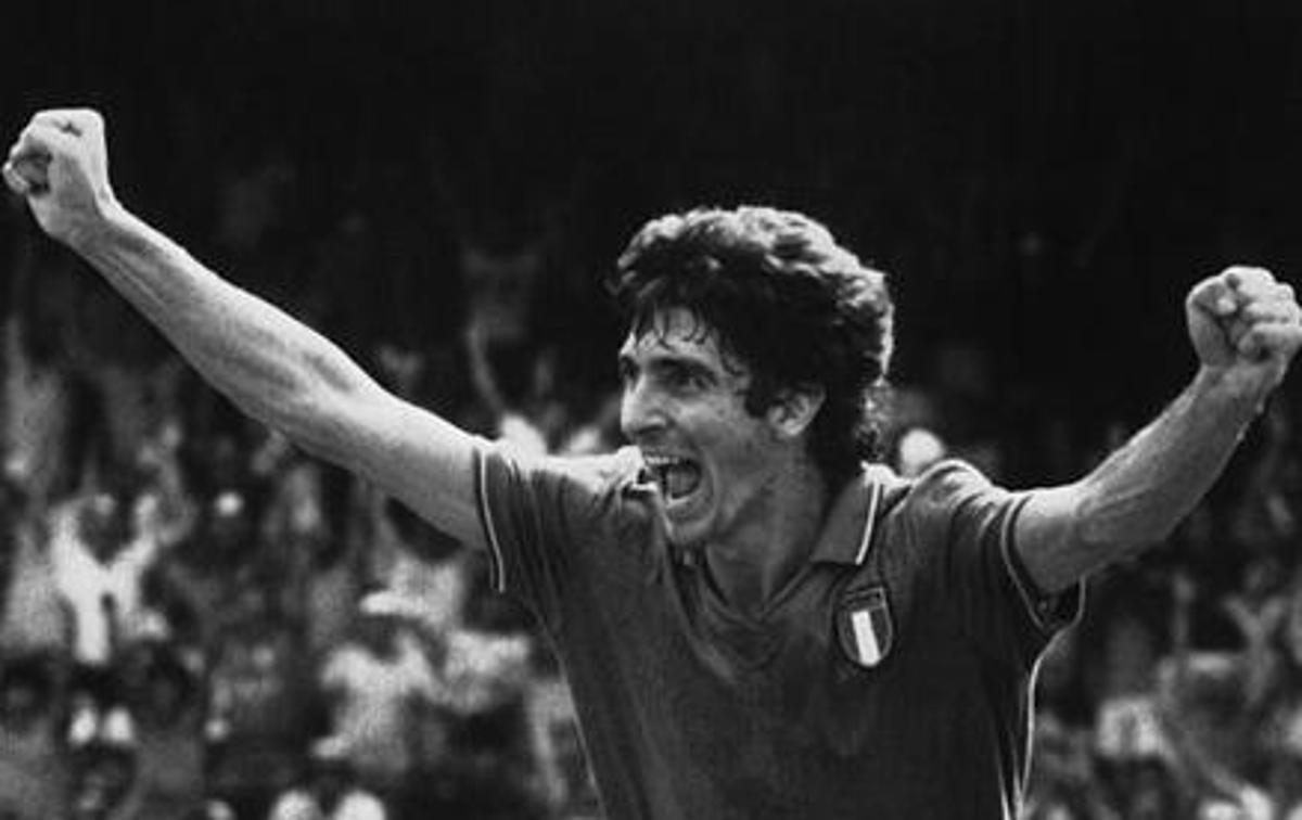 Paolo Rossi | Nekdanji italijanski nogometni zvezdnik Paolo Rossi je v klubski karieri nosil dres Coma, Vicenze, Perugie, Juventusa, Milana in Verone, pri kateri je leta 1987 končal kariero. | Foto Gulliver/Getty Images